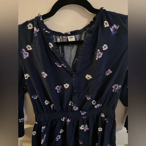 Blue floral mid sleeve dress - Old Navy - Size medium - Picture 3 of 3